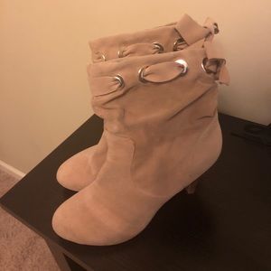 Nude BOOTIES
